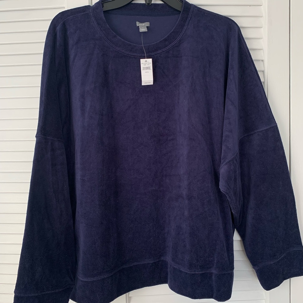 Aerie blue velour sweatshirt; size XL; new with tags